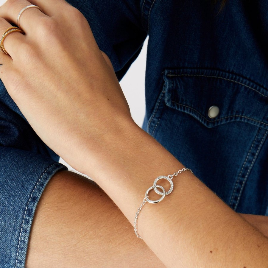 Women Accessorize Resort Jewellery | Silver-Toned Cz Linked Circles Bracelet